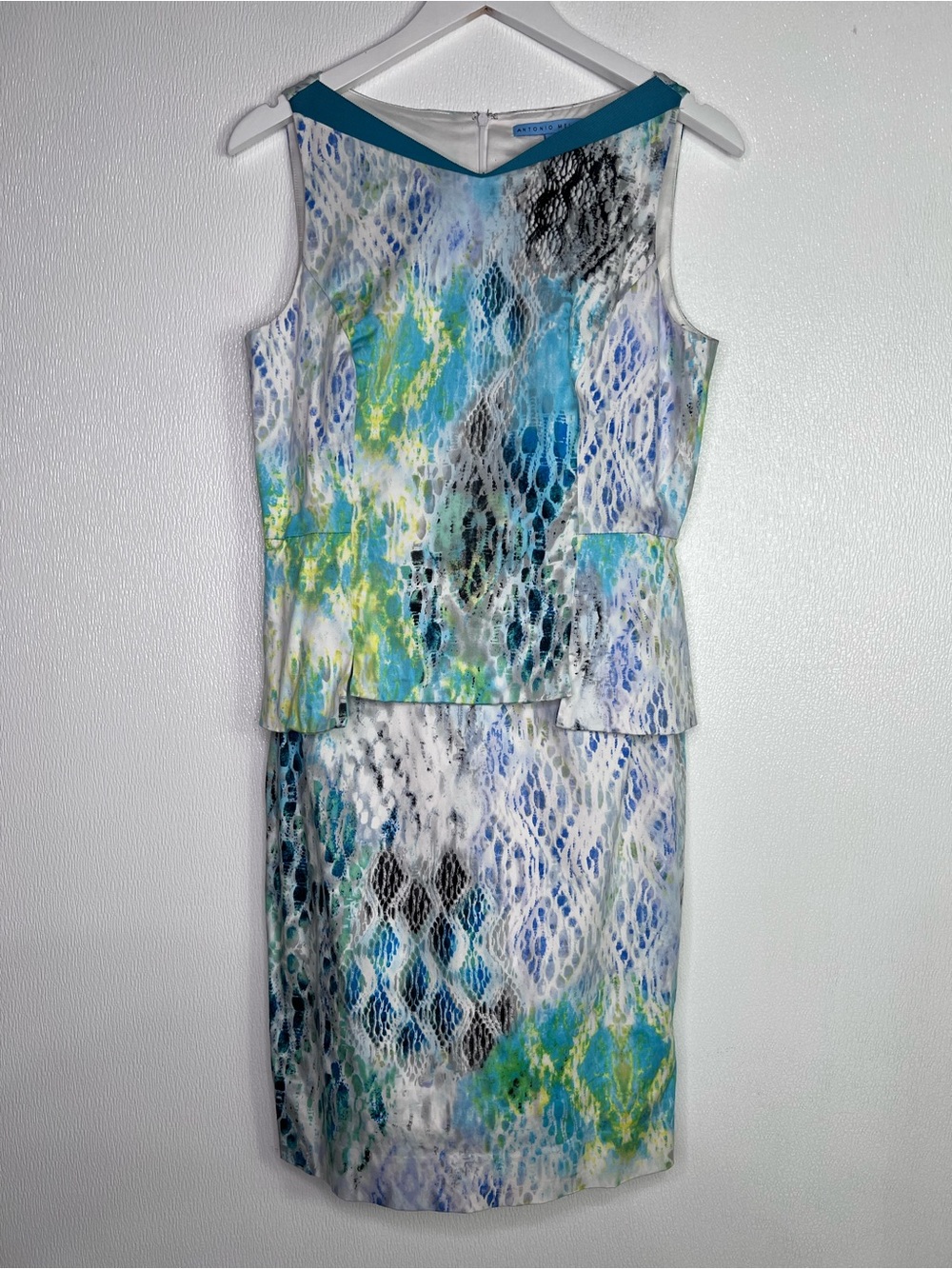 ANTONIO MELANI Sunny Fields Peplum Abstract Print Dress Fitted Silhouette Size 8 - Picture 2 of 13